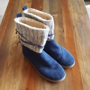 Tom's suede Nepal Boot size 8